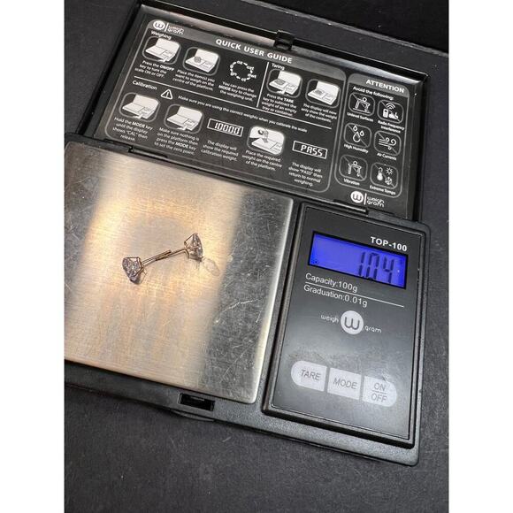 NEW 14k gold 7mm CZ stud earrings - Picture 11 of 11